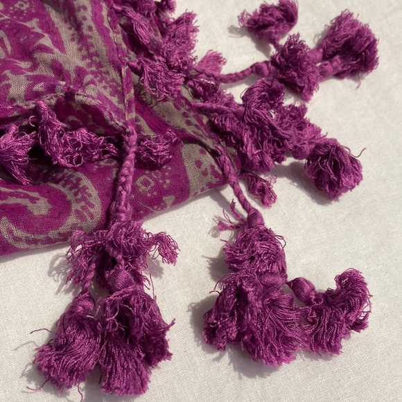 J. crew large pompom square scarf sarong wrap - Picture 13 of 14